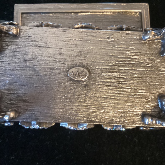 Kirks Folly trinket box with magnetic Angel - Picture 4 of 7